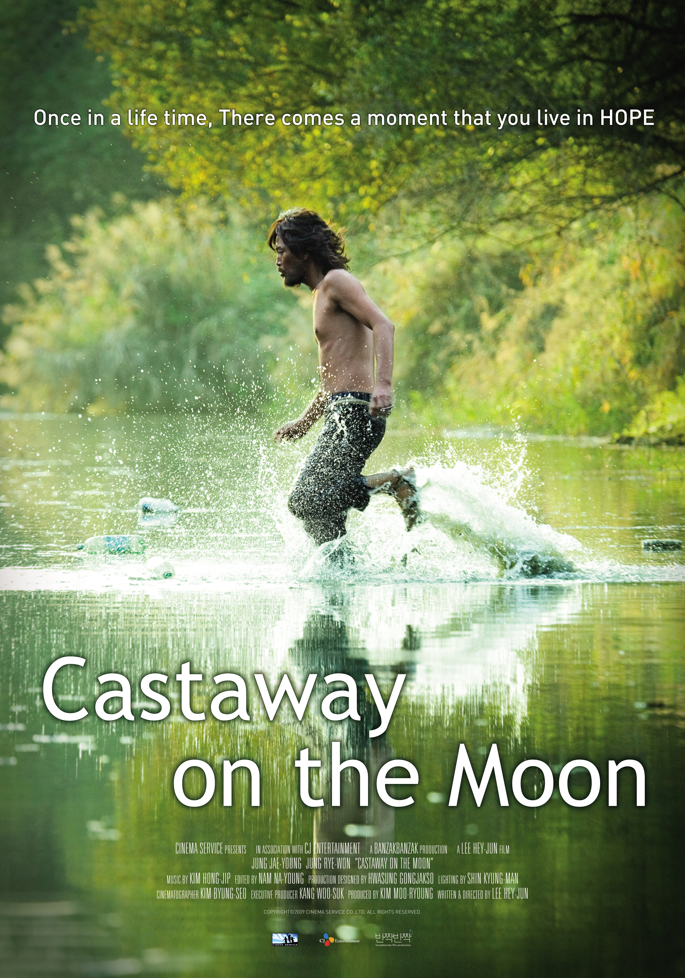 Castaway On The Moon (2009) [Dual Audio] 1080P Bluray X264 Esub [Hindi 2 0 Korean 5 1] -Kmhd