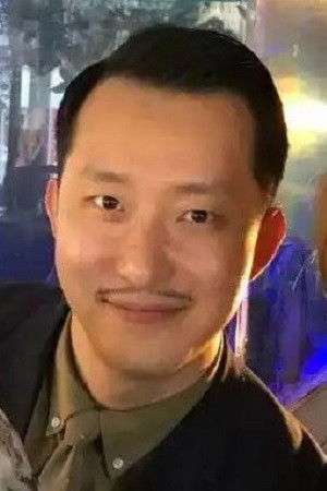 刘晗