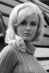 Lee Meredith