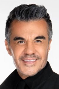 Adrián Uribe